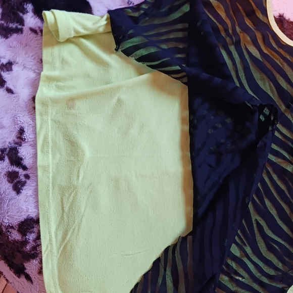 Set of 2 Vintage Tank Tops Size M Juniors - Picture 6 of 12